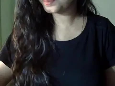 indianninza on StripChat 