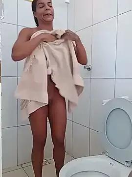 Indiazinhax on StripChat 