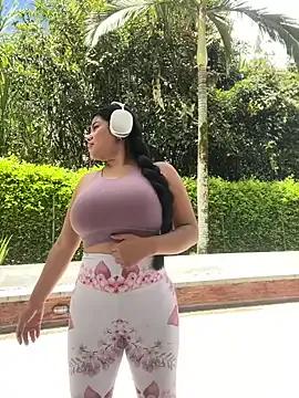 Insane_Issa — LUCKY BOY MASSAGE MY TITS AND KISS MY PU