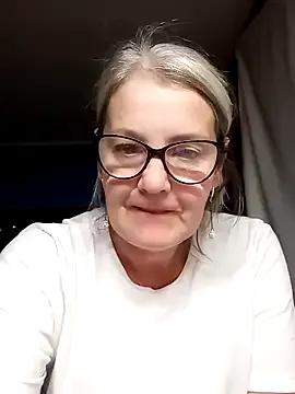 irinamaux on StripChat 