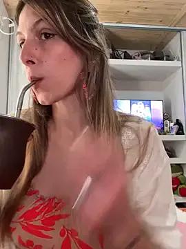 Irisdollhot on StripChat 