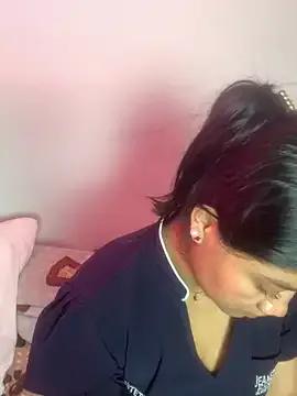 Isabella_Gold on StripChat