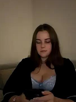 ItsLxsa on StripChat