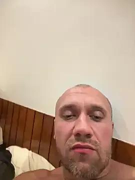 itstorien on StripChat