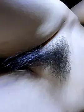 iu_uzZ on StripChat 