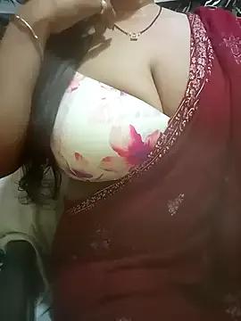 Jaanu_Jaanvi on StripChat 