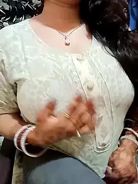 Jaanu_Jaanvi on StripChat 