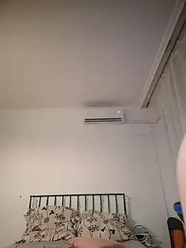 Jassiundich2 on StripChat 