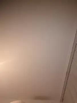 Jassiundich2 on StripChat 