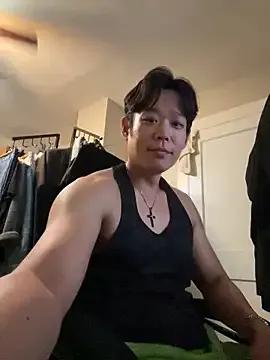Jbear7127 on StripChat