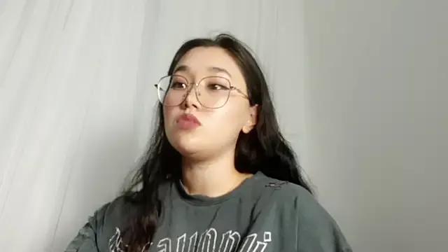 Jennatyan on StripChat 