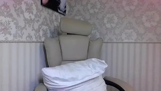 jennifer838 on StripChat 