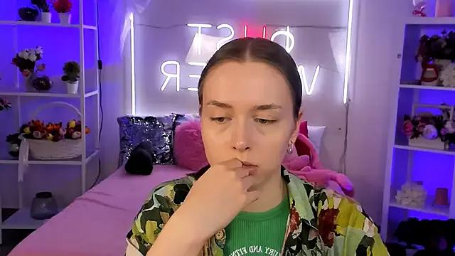 JenniferGraces on StripChat 