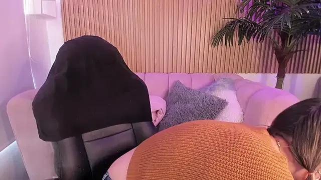 Jenny_Wolridge_ on StripChat 