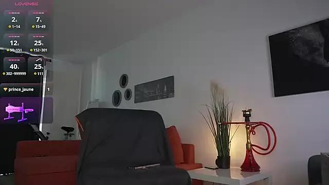 Jessi_Q on StripChat 