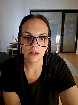 JUJUICY- on StripChat 
