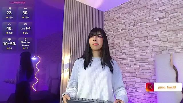 juno_tay on StripChat