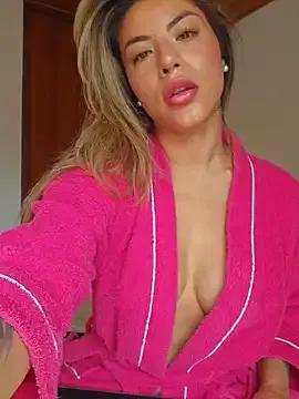Karen_San_Miguel on StripChat