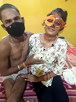 Karisma-sexy-couple on StripChat
