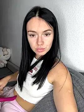 karrr__aaa on StripChat 