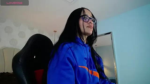 KATIASIMPSON on StripChat