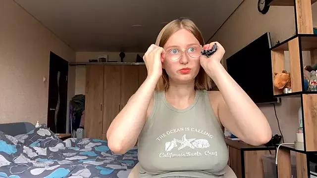 KATTIE_SLOWFiRE on StripChat 