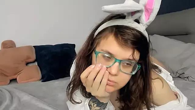 Katty_Kitty9999 on StripChat 