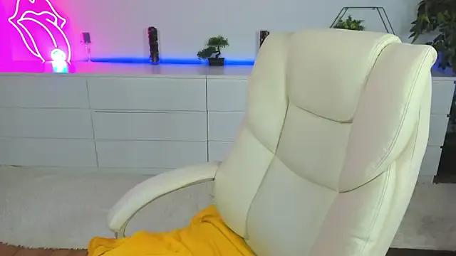 KattyRose8's avatar