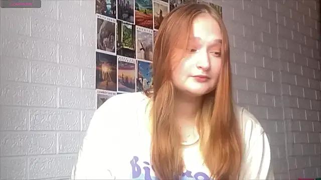 KatyCollins on StripChat