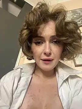 KellyKeler on StripChat 
