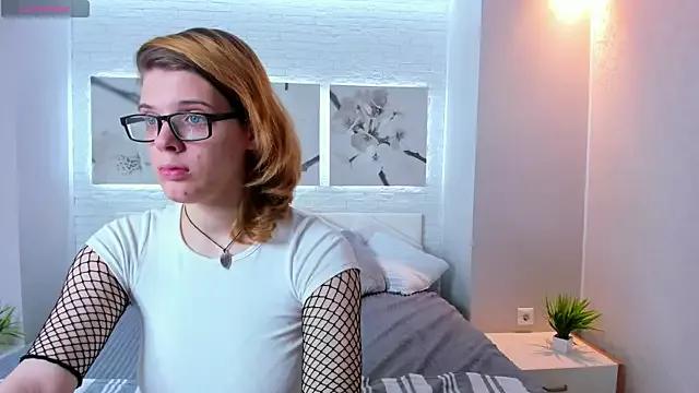 KIKI_Krash on StripChat 