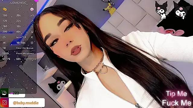kimMaddiee — Make Maddie's day happie <3