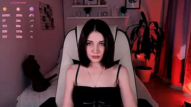 Kimmie_shine on StripChat 