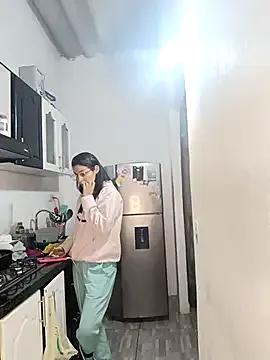 kingofqueenxxx — I undress completely