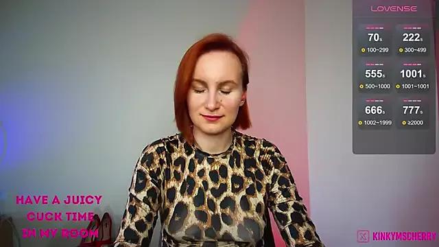 KinkyMissCherry on StripChat 