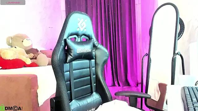 Kira_yoon on StripChat