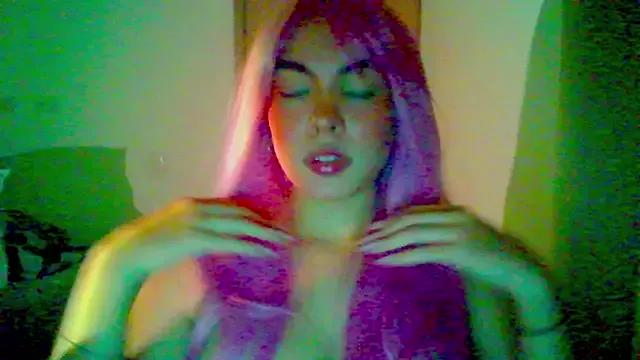 Kiri_Cutee on StripChat 