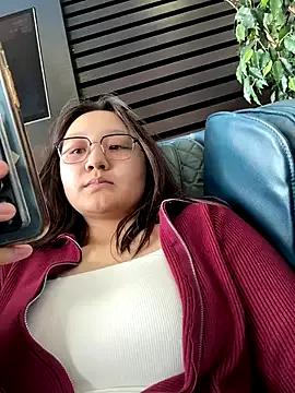 KissMeEva on StripChat 
