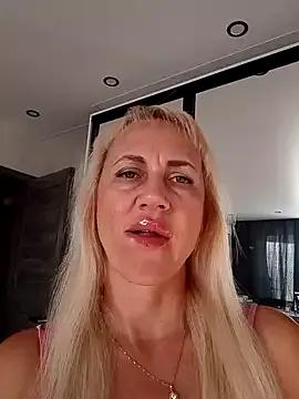 KissMiSveet on StripChat 