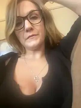 Kitty_DaCocks on StripChat 