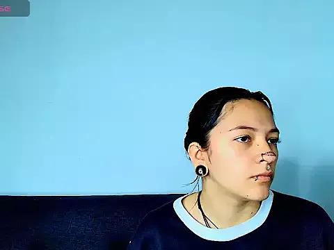 Kitty_ravee on StripChat 