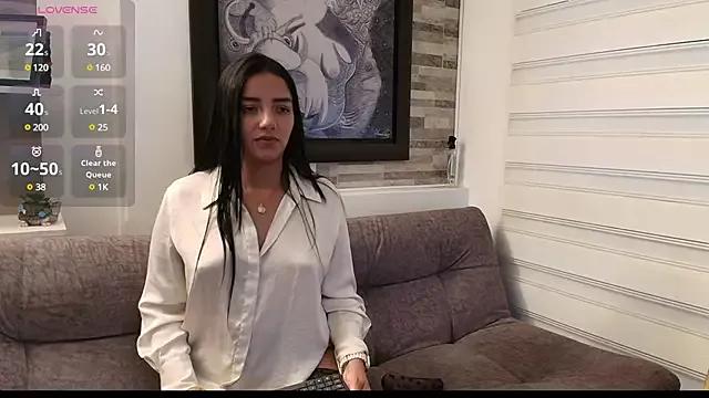Kitty_Rhodes on StripChat 