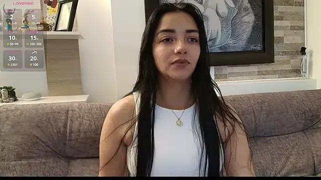 Kitty_Rhodes on StripChat 