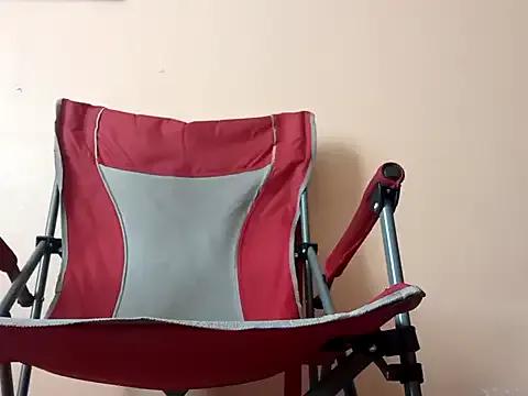 Kitty_WetXxX — Me meto una tutsipop en la pussy 