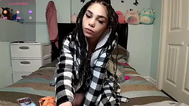 kittymarie28 on StripChat 