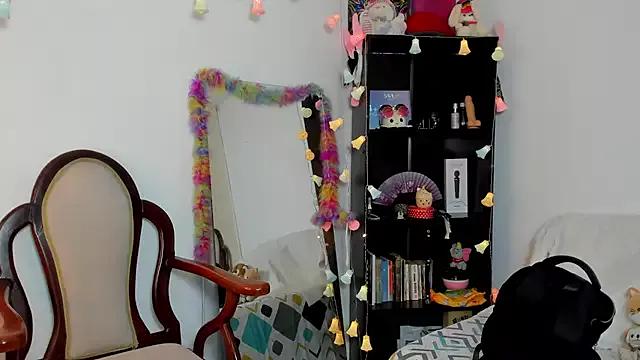 kittyzenn on StripChat 