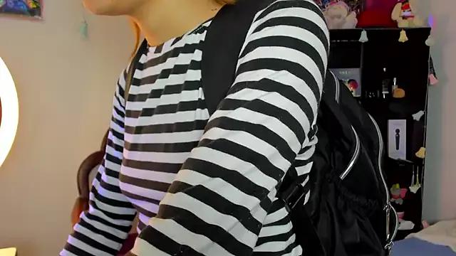 kittyzenn on StripChat 