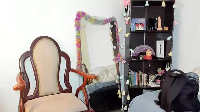 kittyzenn on StripChat 