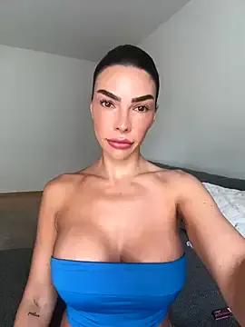 krissiswrld- — FUCK DILDO- LT GET A SURPRISE