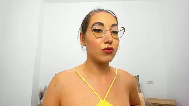 Kylie_Kathy on StripChat